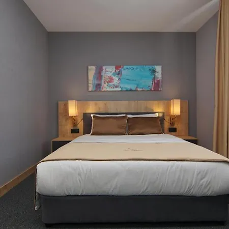 Casa Constanza Garni Hotel *