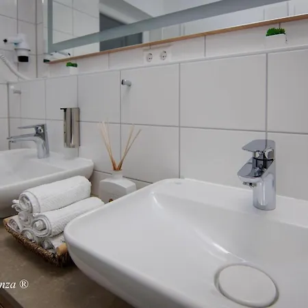 Hotell Casa Constanza Garni *