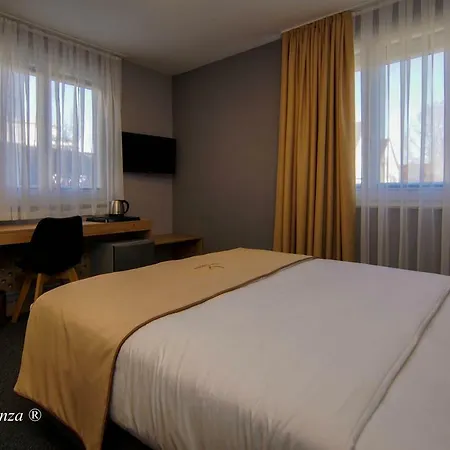 Guest house Casa Constanza Garni *