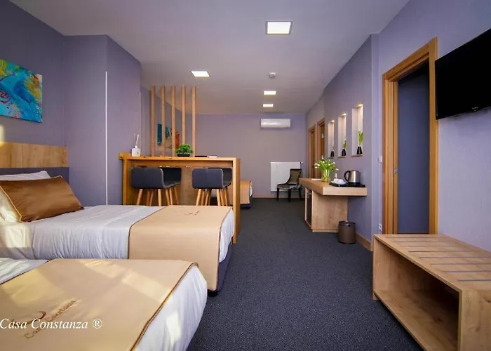 Casa Constanza Garni *