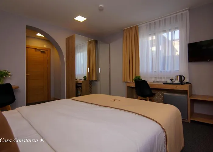 Casa Constanza Garni Hotel *