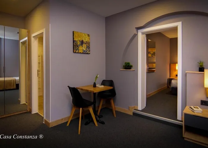 Casa Constanza Garni Hotel *