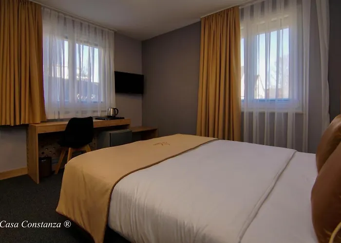 Casa Constanza Garni Hotel *